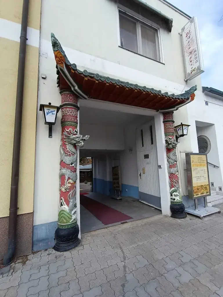 Rafi St_21. Asia - House_Neufeld an der Leitha_review