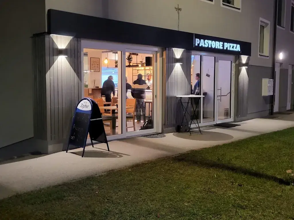 Pastore Pizza restaurant à Henndorf am Wallersee