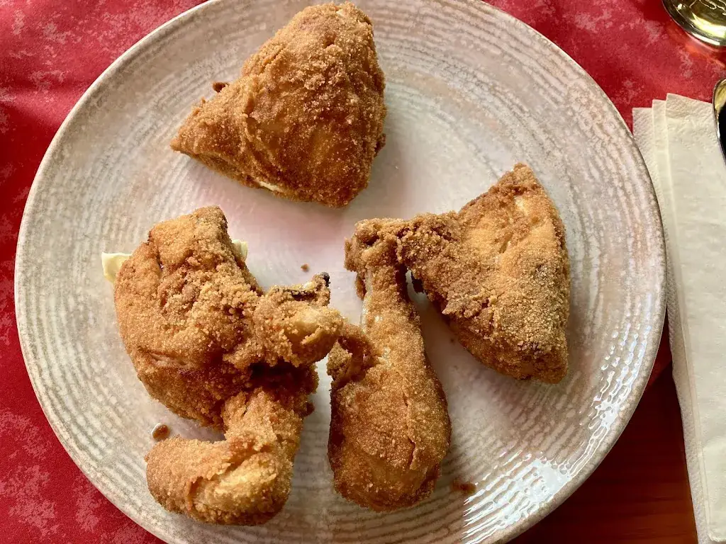 Oliver Gumhold_Gasthaus Vinothek Häfei_Grossgmain_review