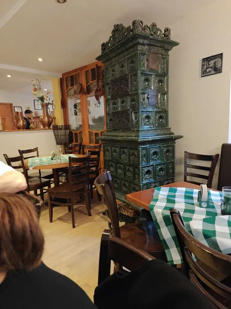 Boris Vinitskyi_RESTAURANT HÜNNS_Grossgmain_avis