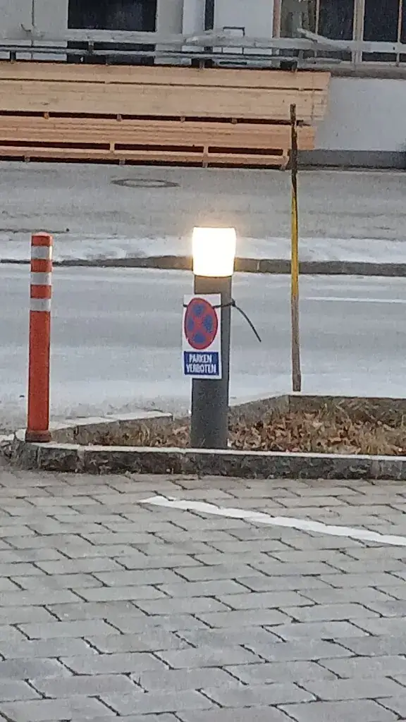 Cafe - Bar - Purple_Grossgmain_slider_image_2