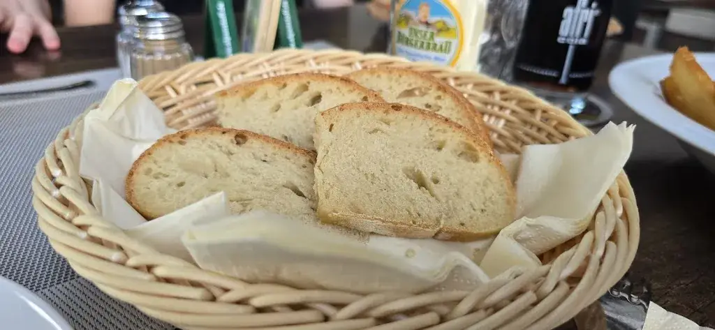 Igor_Restaurante Pizzeria Bella Italia_Grossgmain_review