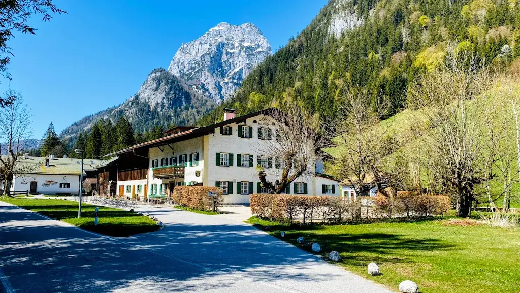 Gasthof Auzinger restaurant à Hintersee