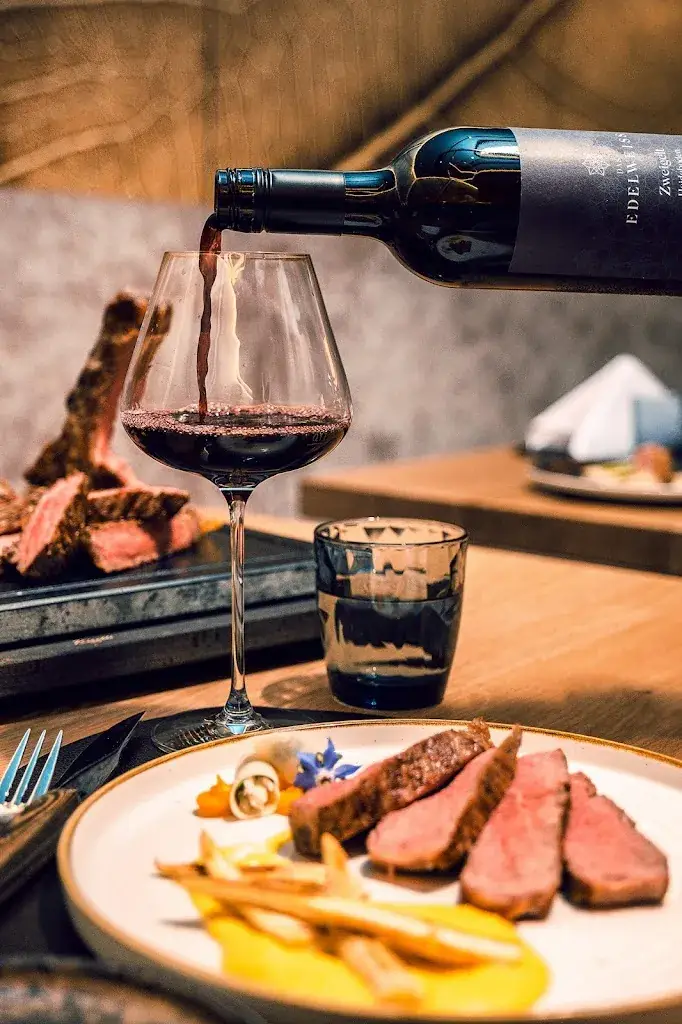 Menu_Sirloin Grill & Dine_Grossarl_image_8