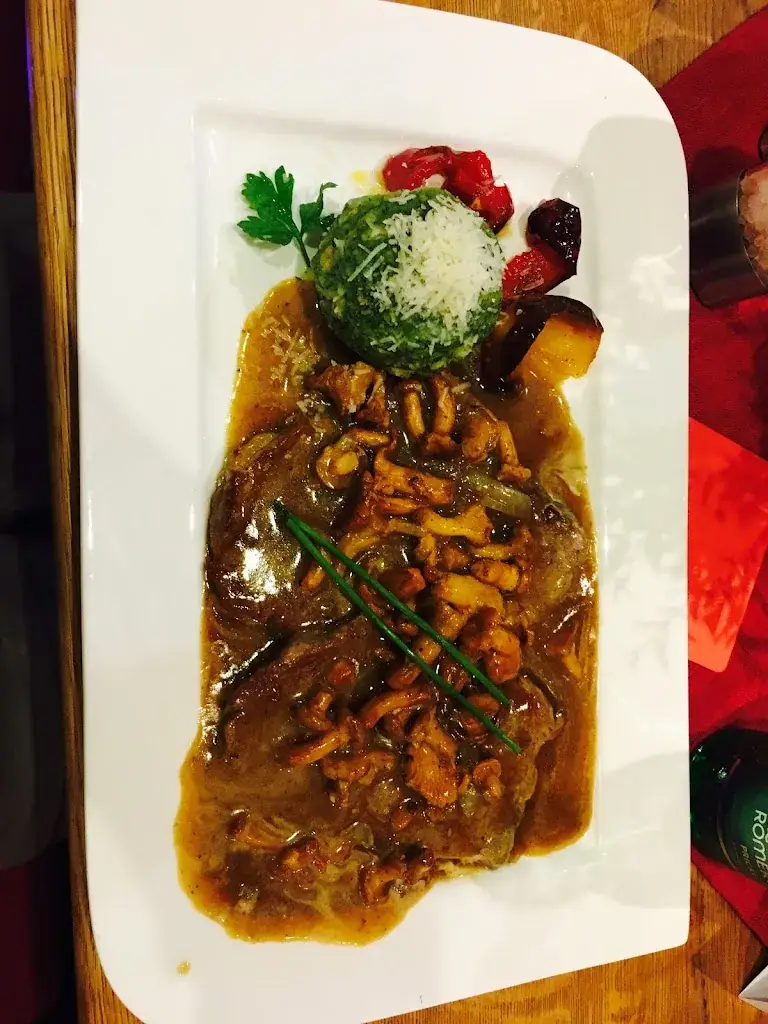 Chuanqi Li_Rohrerwirt_Grossarl_review