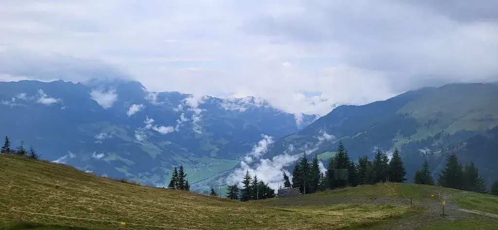 Ofer Akrish_Wolke 7 - Sky Lounge Grossarl_Grossarl_avis