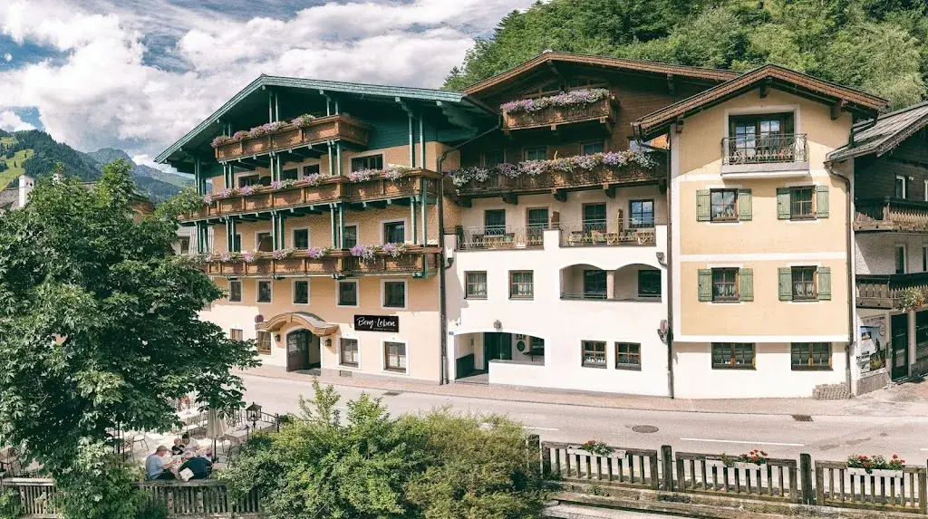 Berg-Leben Hotel restaurant à Grossarl