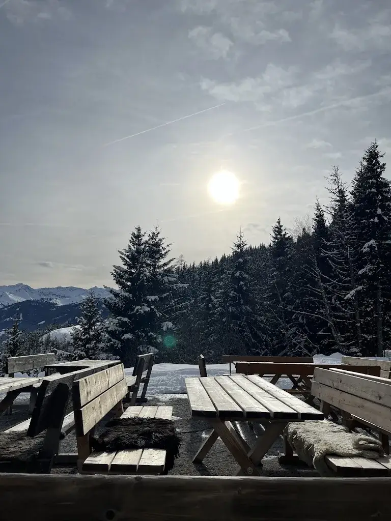 Thaddea Matthiessen_Jagahütte_Grossarl_reseña