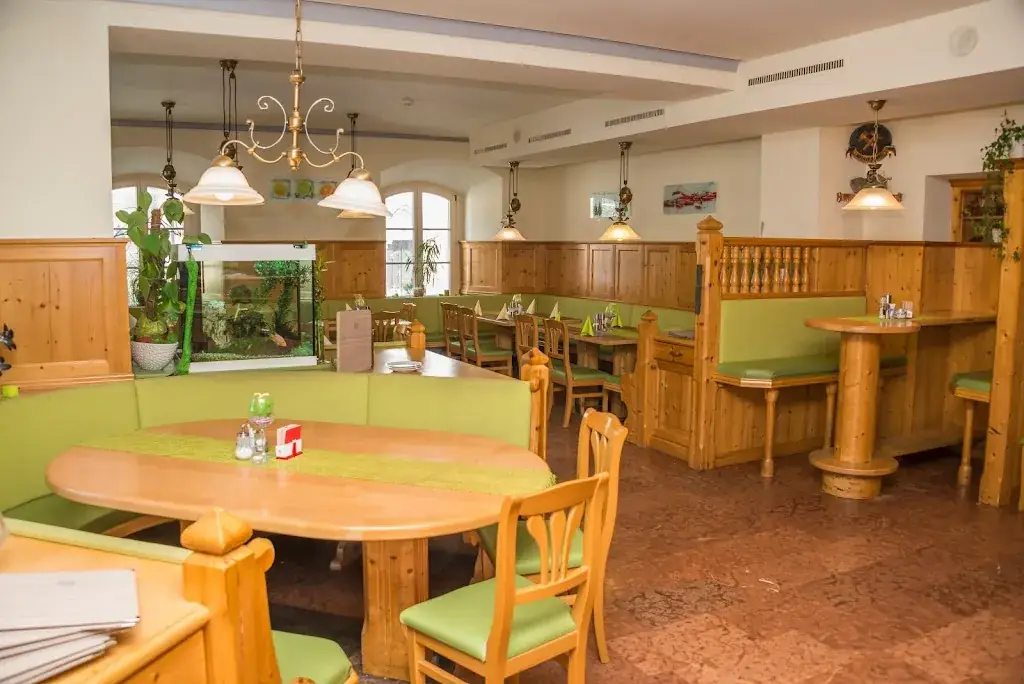 Gasthaus zur Post_Hüttau_slider_image_3