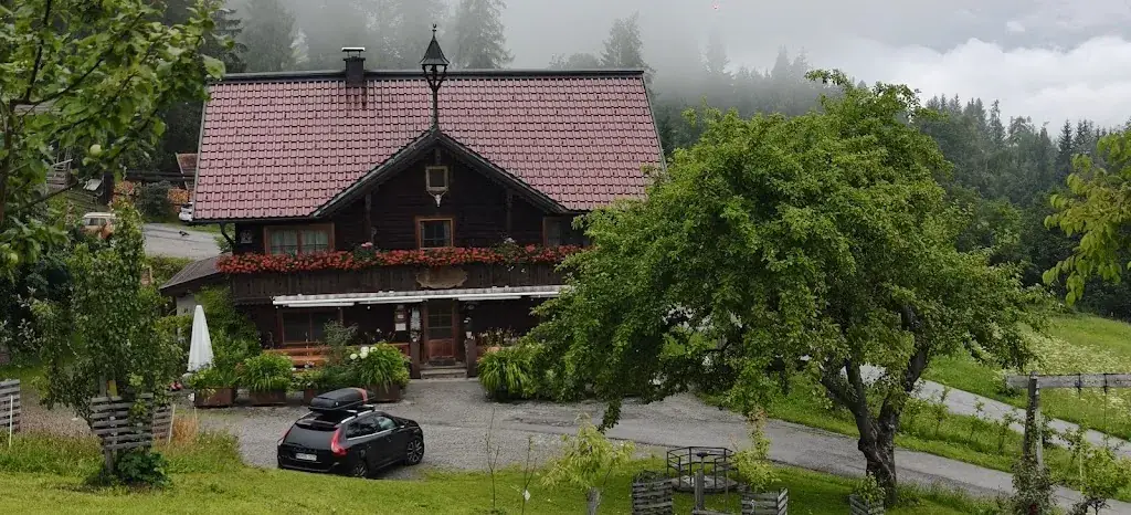 Gerben Hobbelink_Jausenstation Höllgrub_Hüttau_review