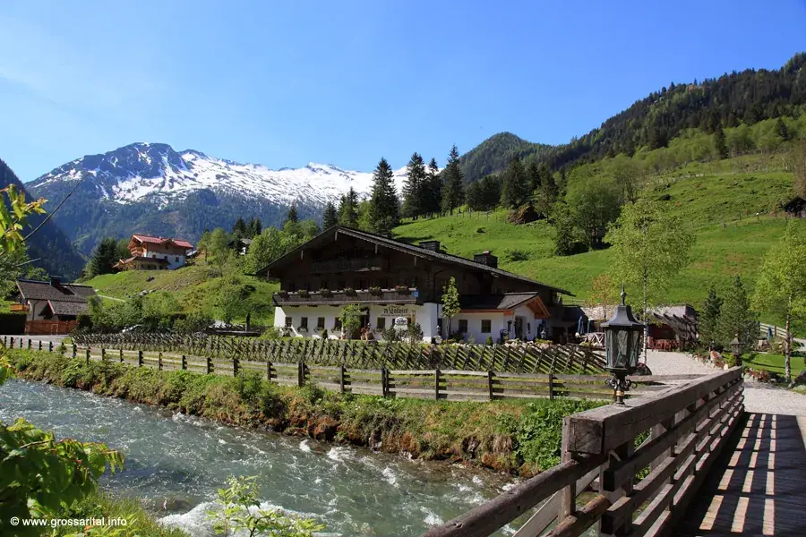Gasthaus Talwirt -Grossarltaler Nationalpark Eis_Hüttschlag_slider_image_3