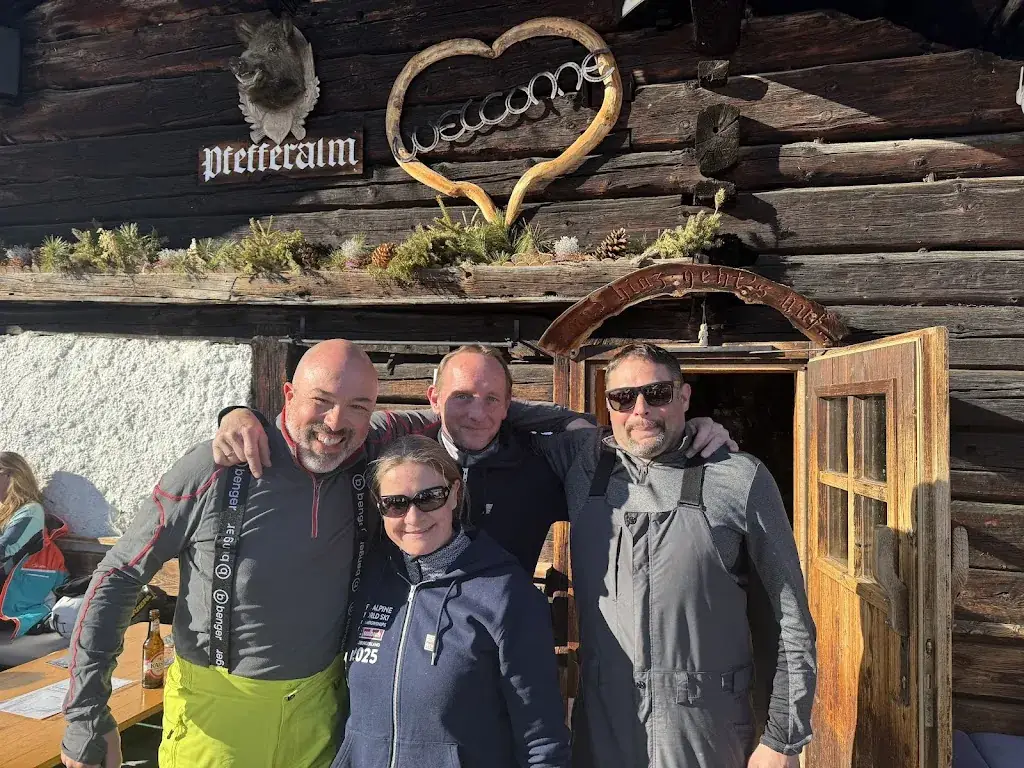 Oliver Nemeskeri_Pfefferalm Hinterglemm._Hinterglemm_recensione