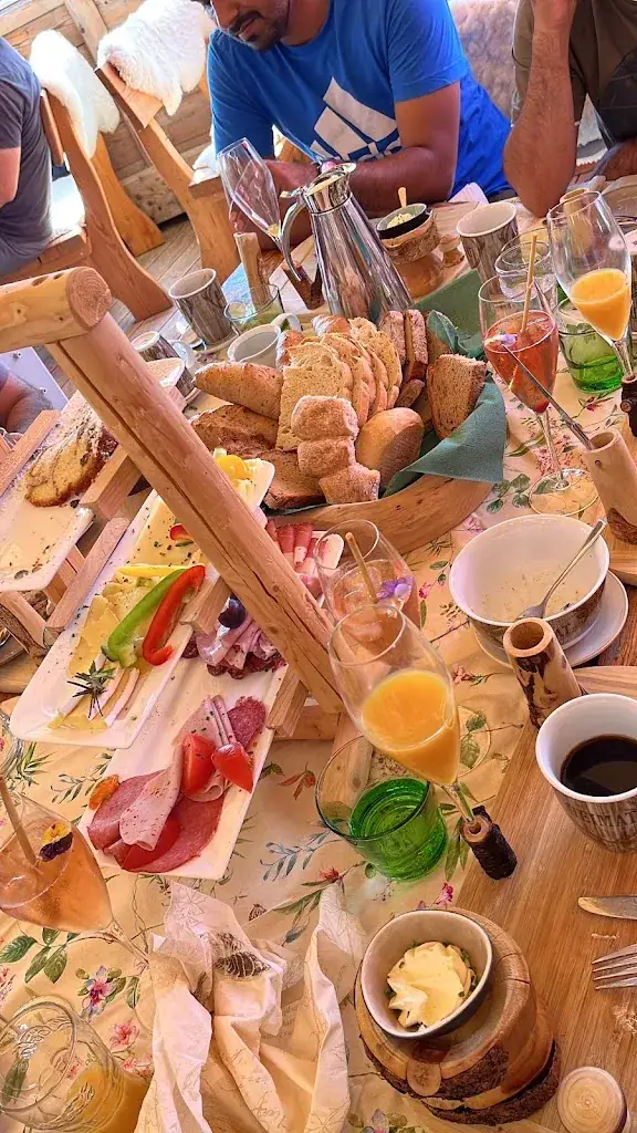 Aitana Jansana_Sonnalm_Hinterglemm_avis