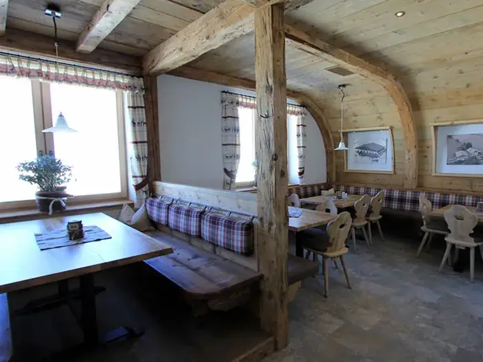 Westgipfelhütte restaurant à Hinterglemm