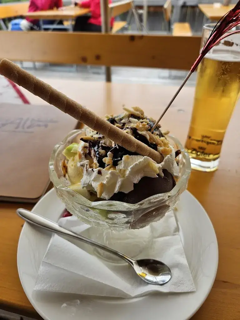 Ronald Moraal_Winkler Alm - Skihütte-Restaurant - Saalbach Hinterglemm_Hinterglemm_review