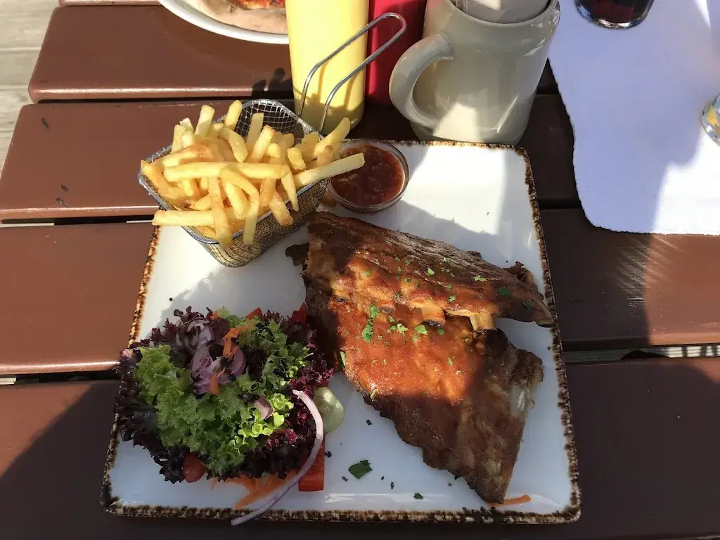 Rúni Simonsen_Schattbergstube_Hinterglemm_avis