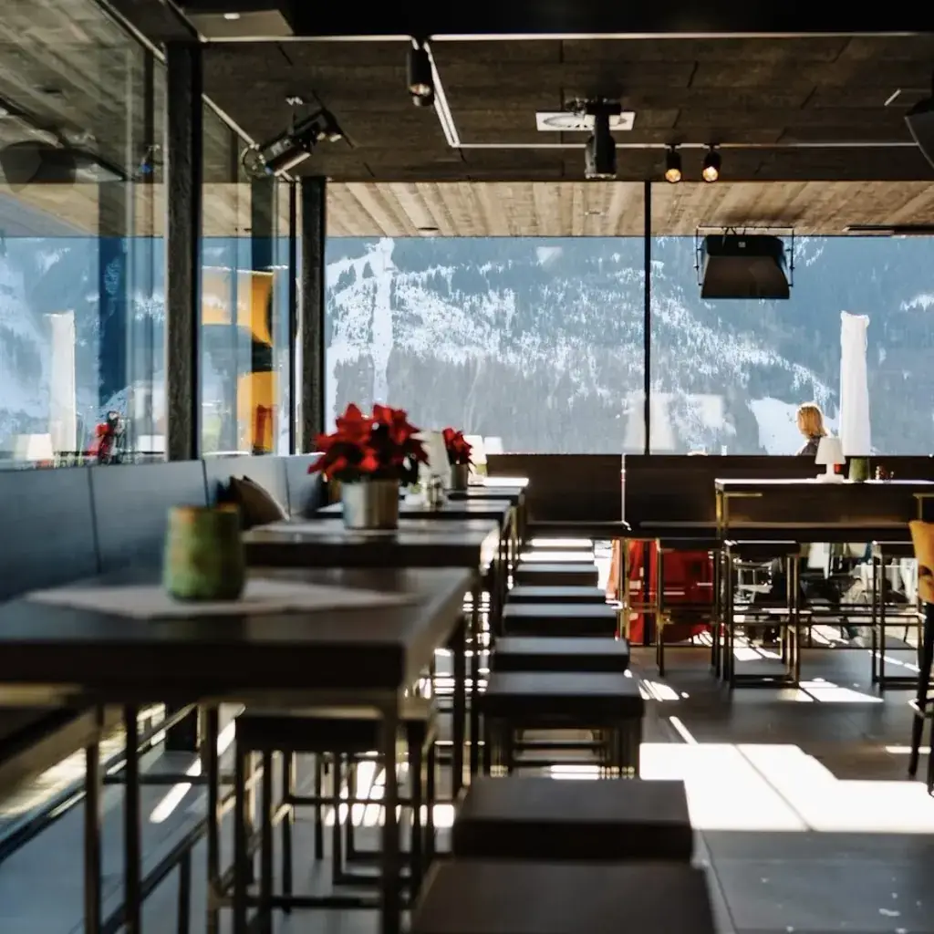 Maisalm - Restaurant | Après Ski Bar restaurant in Hinterglemm