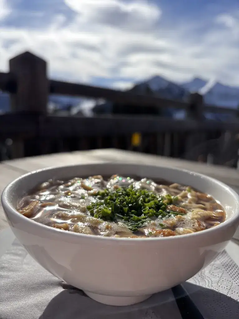 Yonca Sargın_Wieser Alm_Hinterglemm_recensione