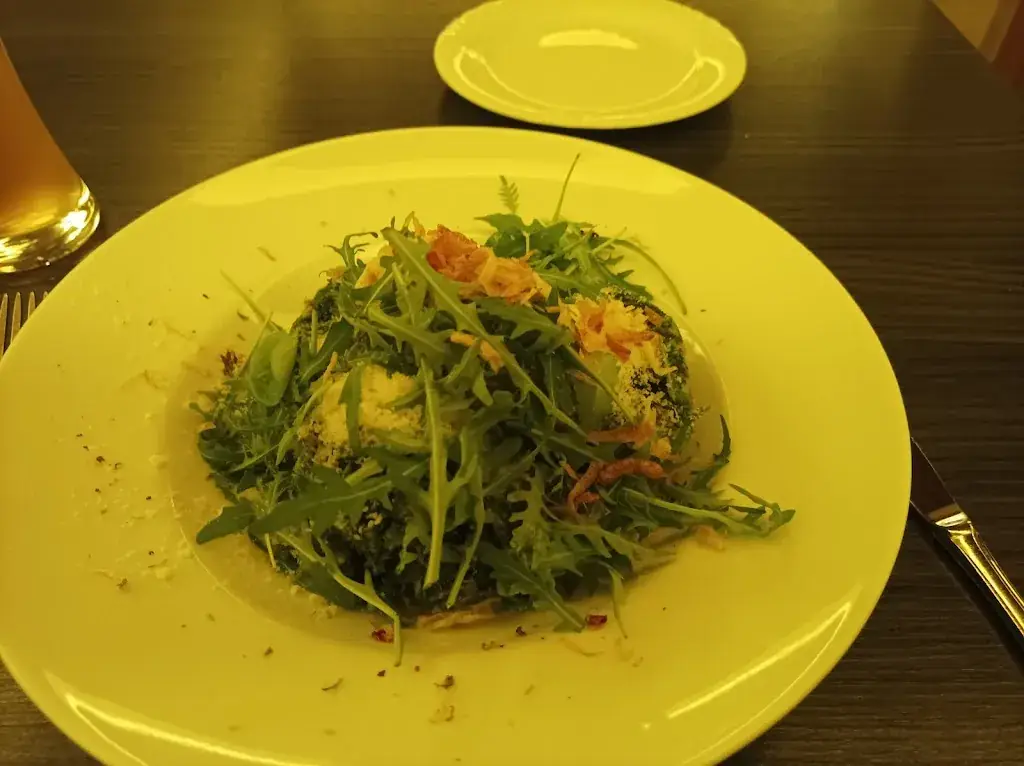 Greg Szanto_Liemers restaurant bar_Hinterglemm_avis