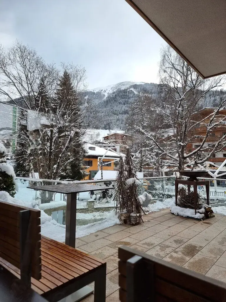 Liemers restaurant bar_Hinterglemm_slider_image_1