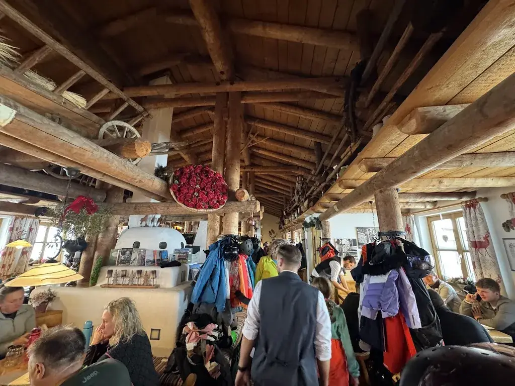 Tomasz Żak_Wildenkarhütte GmbH_Hinterglemm_review