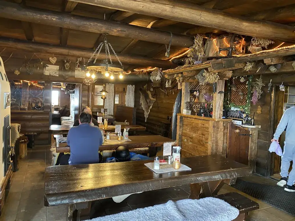 George Buchanan_Thurneralm_Hinterglemm_avis