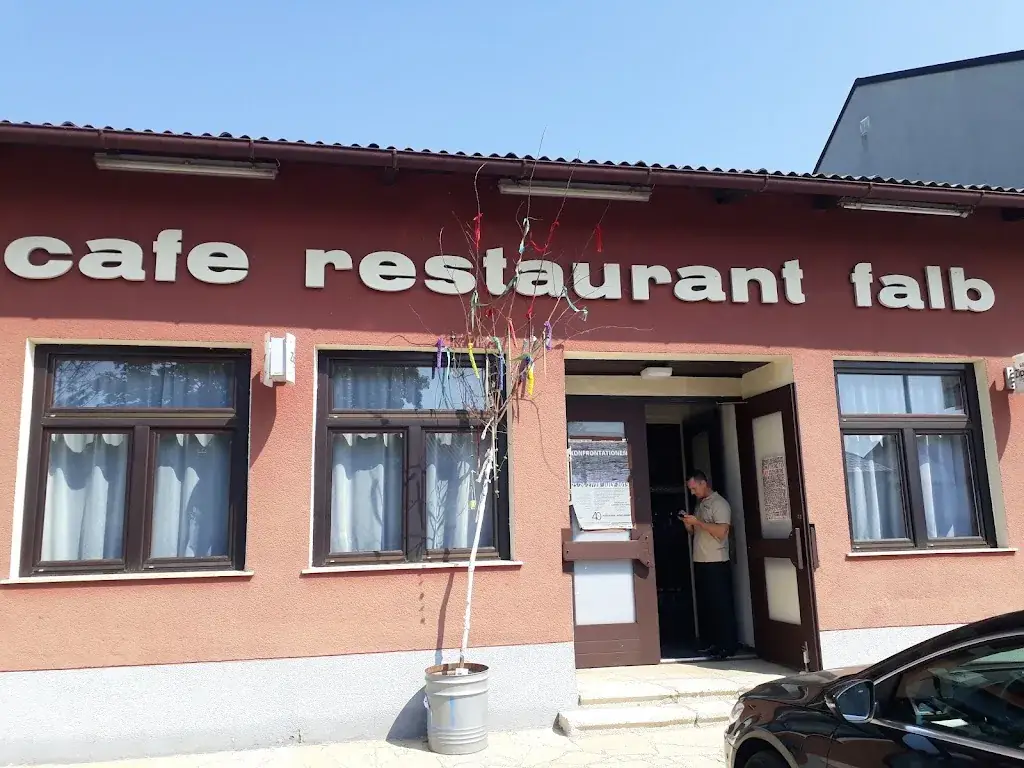 Cafe-Restaurant Jazzgalerie Hans Falb restaurant à Nickelsdorf