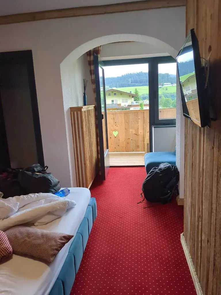 Tatu Reijonen_Kitzbuhel Alpen Pension | Accomodation in Hollersbach im Pinzgau, Salzburg_Hollersbach im Pinzgau_avis