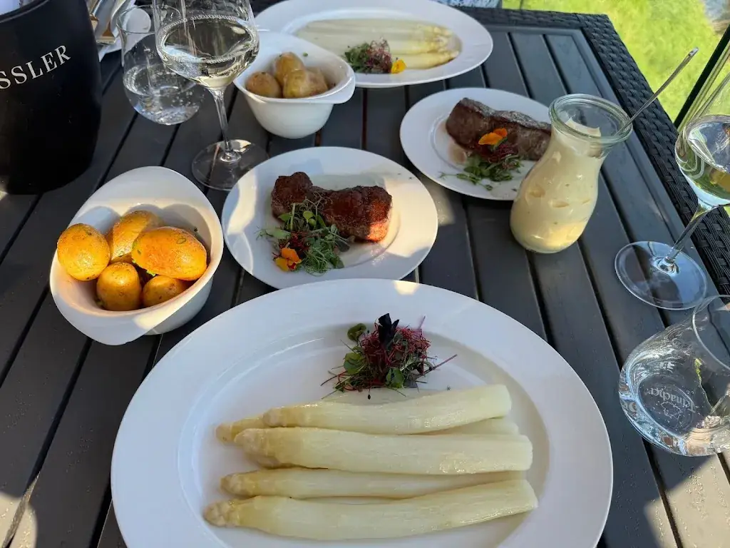 Andreas Schlick_Restaurant & Eventalm Himmelreich_Himmelreich_review