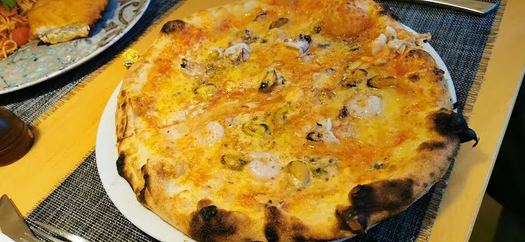 Eng Kie Ng_Vera Italia Salzburg_Himmelreich_review