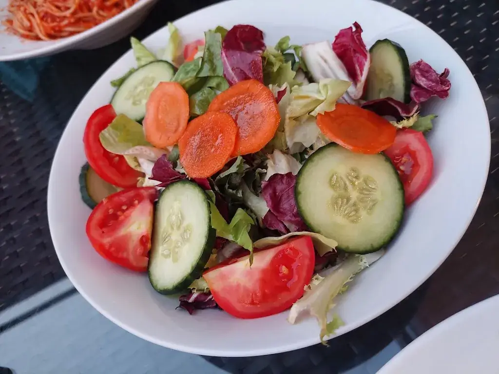 Simona Kos Jambrošić_Vera Italia Salzburg_Himmelreich_review