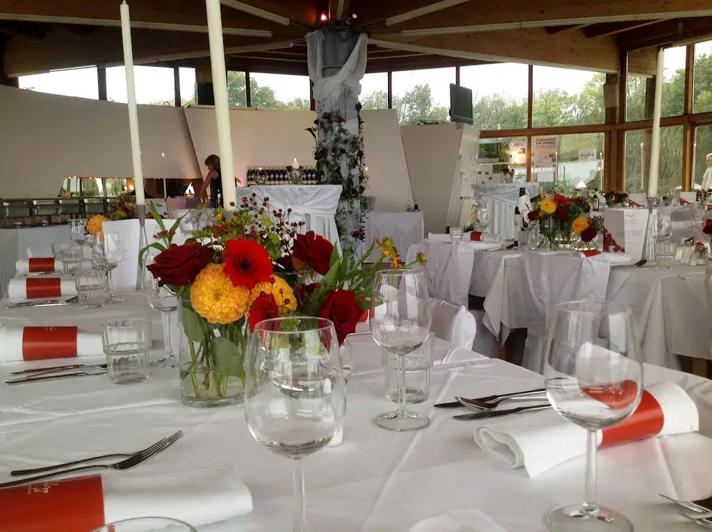 Café Restaurant Oktogon AM HIMMEL_Himmelreich_slider_image_1