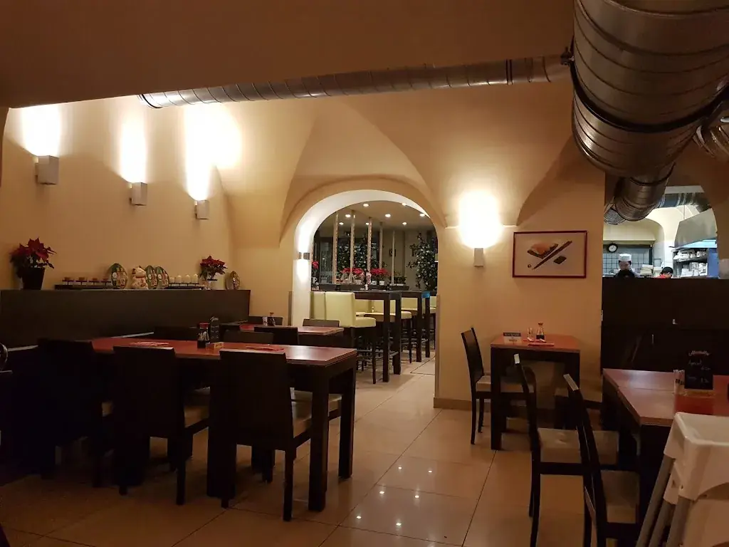 michita_Neudörfl_slider_image_1