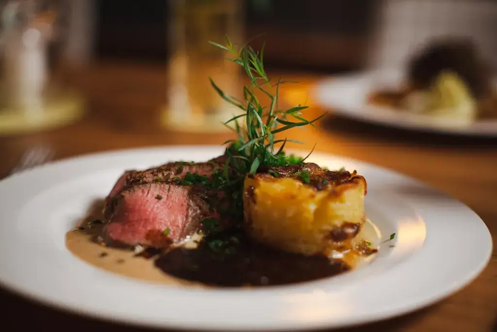 Restaurant Kastaniengarten_Hof_slider_image_3