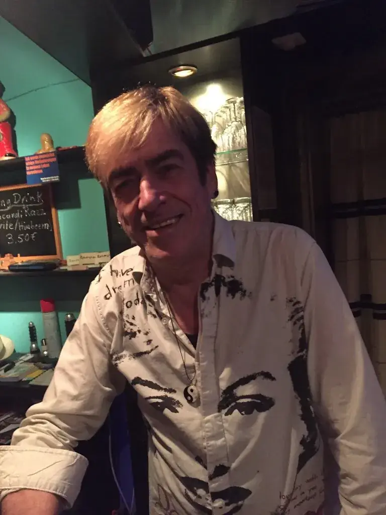 Gaststätte Schnürsenkel_Hof_slider_image_3