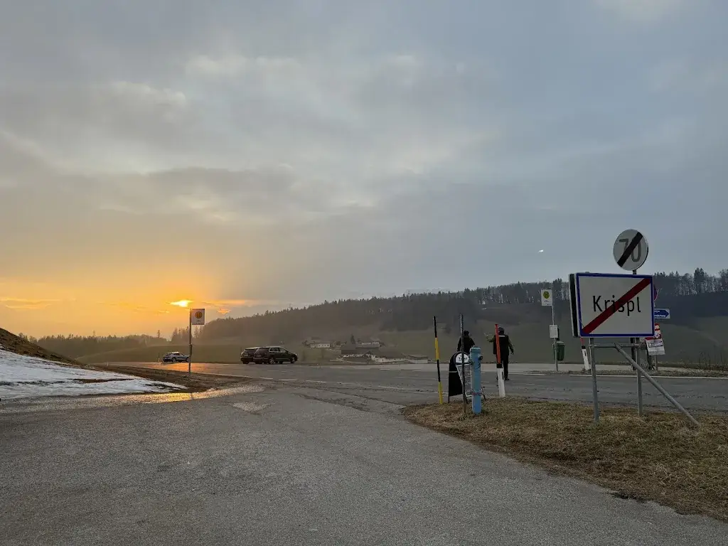 Julie Kotiek_Gasthaus Alpenblick_Krispl_recensione