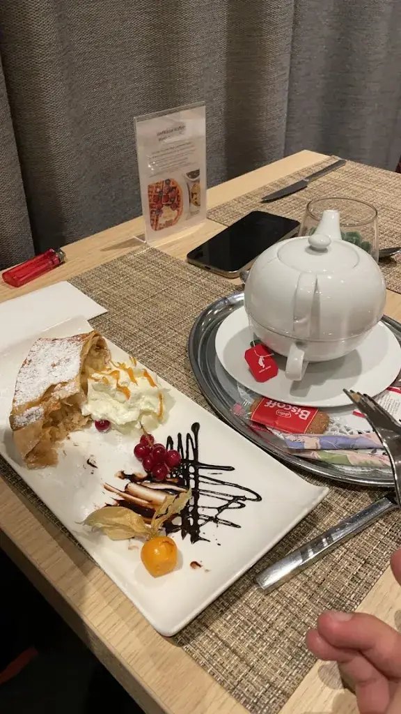 Rza Rahymow_Hilton Garden Inn Restaurant_Neudörfl_review