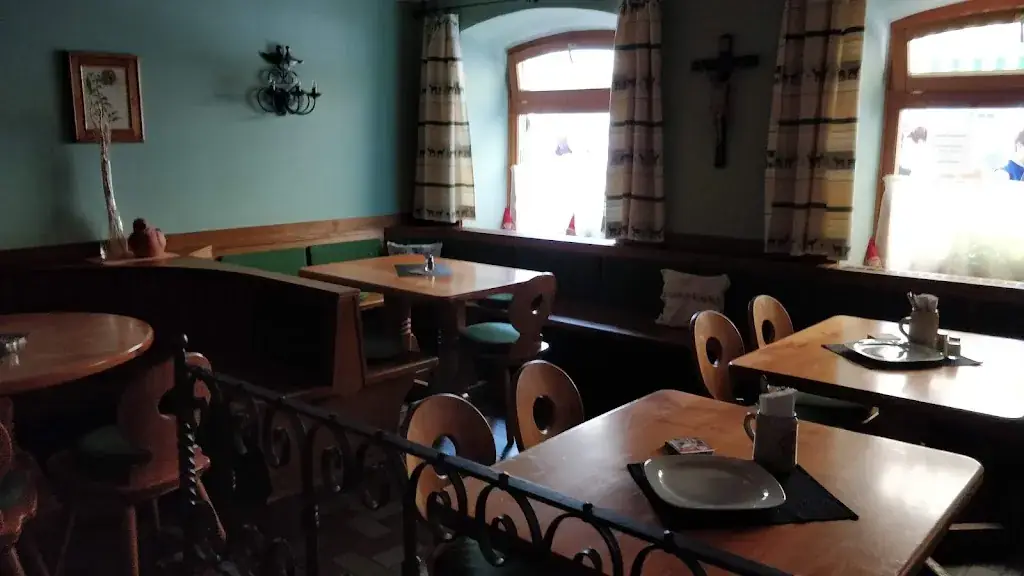 Täublwirt_Kuchl_slider_image_2