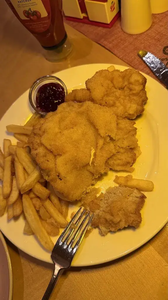 Hanh M. Nguyen_Braurestaurant IMLAUER_Lehen_recensione