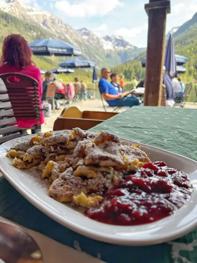 Anya Ishq_Gasthaus Jägersee_Kleinarl_review