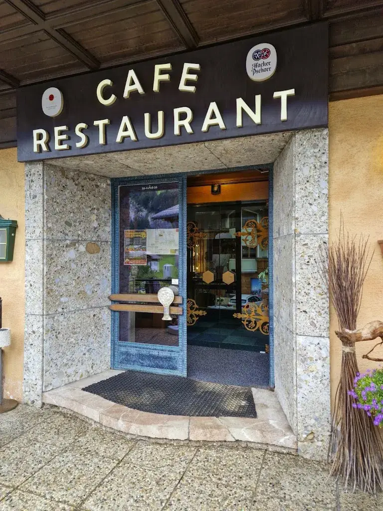 Pisák Tamás_Olympia Café Restaurant_Kleinarl_review