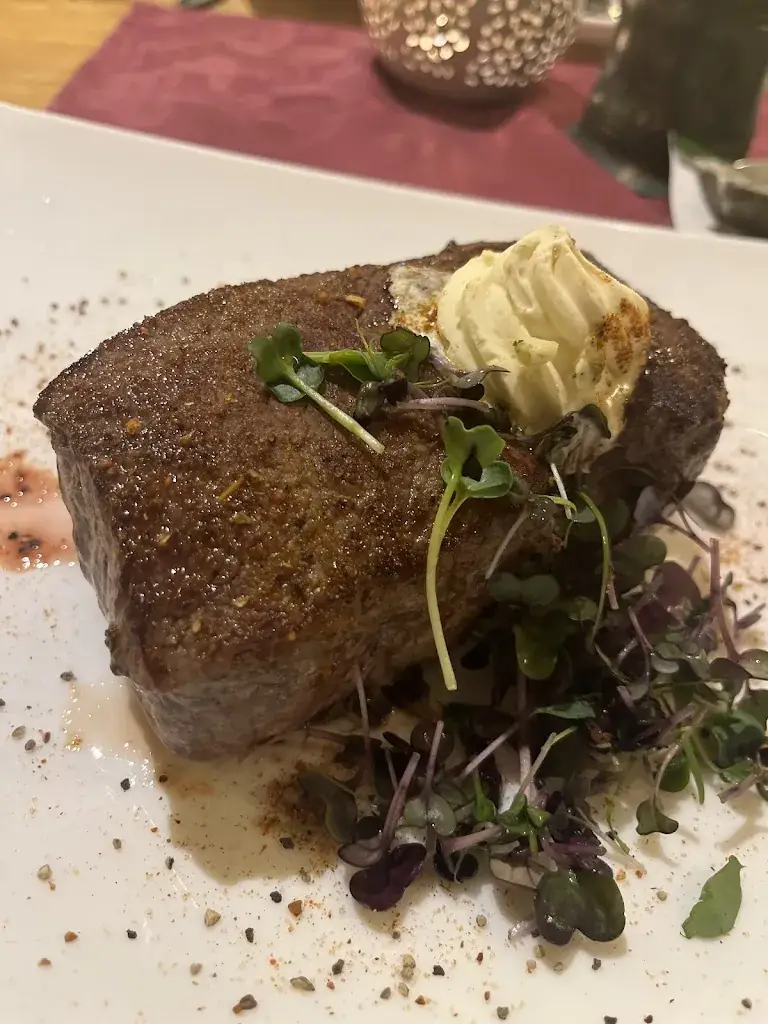 Laura Ilgner_Olympia Café Restaurant_Kleinarl_review