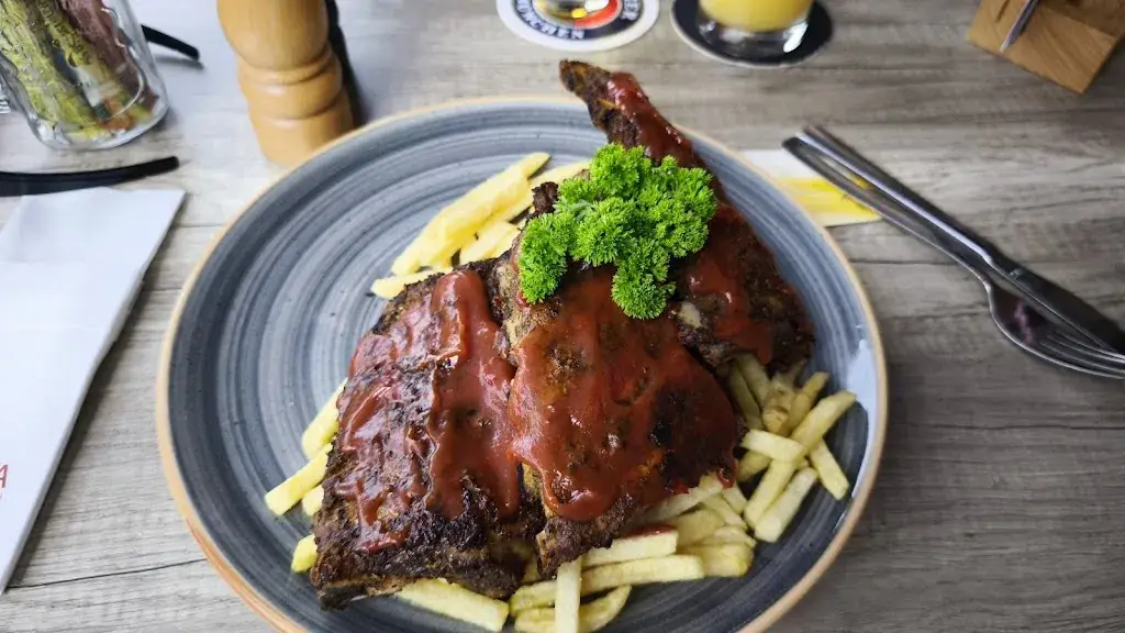 Olympia Café Restaurant_Kleinarl_slider_image_2