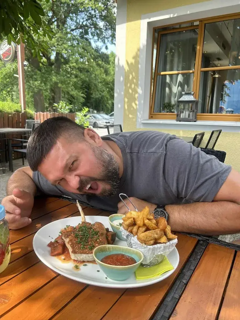 Valdas Monginas_Restaurant Plainlinde_Lengfelden_review