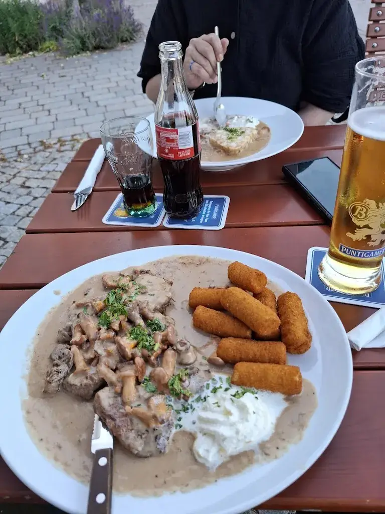 Daniel Remelius_Dorfwirt_Neudörfl_avis