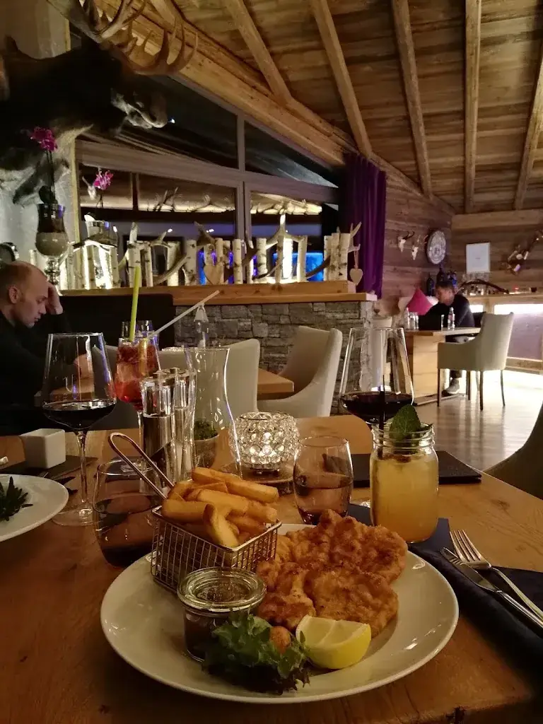 Bánáti Barnabás_Restaurant Margarethenstein by Magdalena_Kaprun_reseña