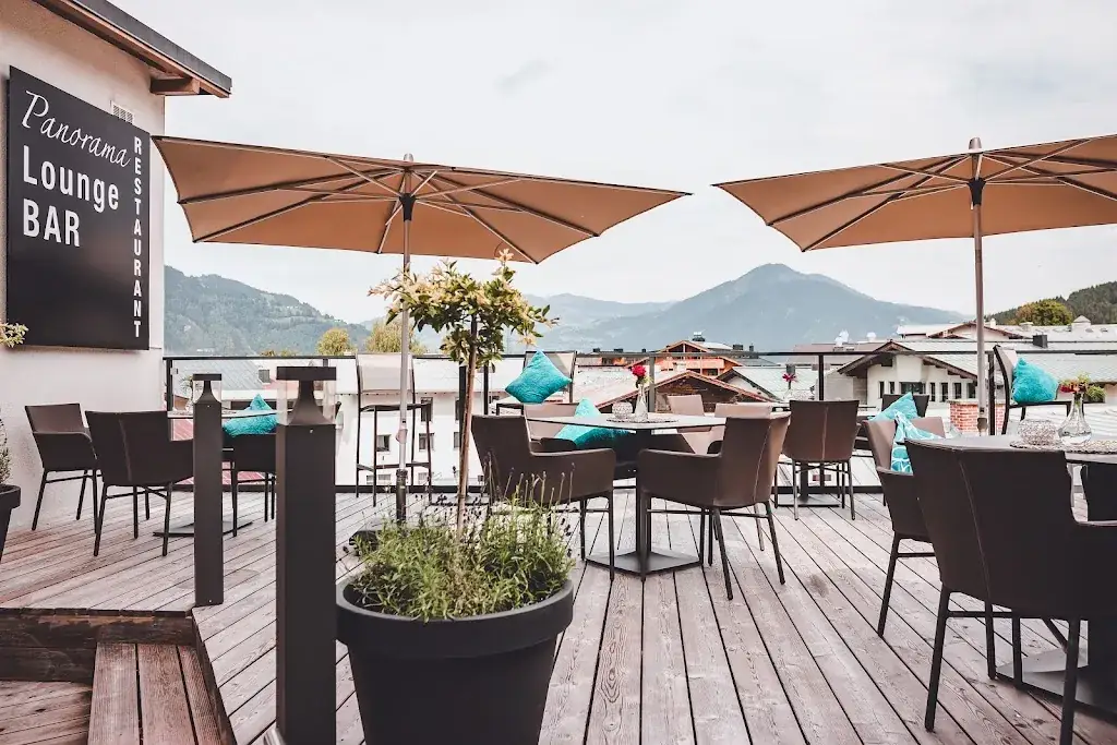 Restaurant Margarethenstein by Magdalena_Kaprun_slider_image_1