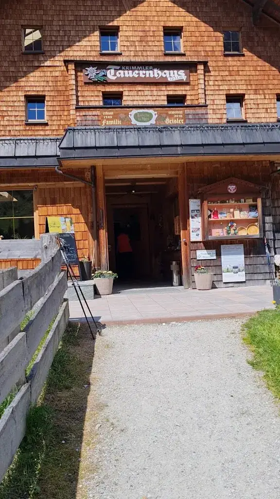 Krimmler Tauernhaus_Krimml_slider_image_2