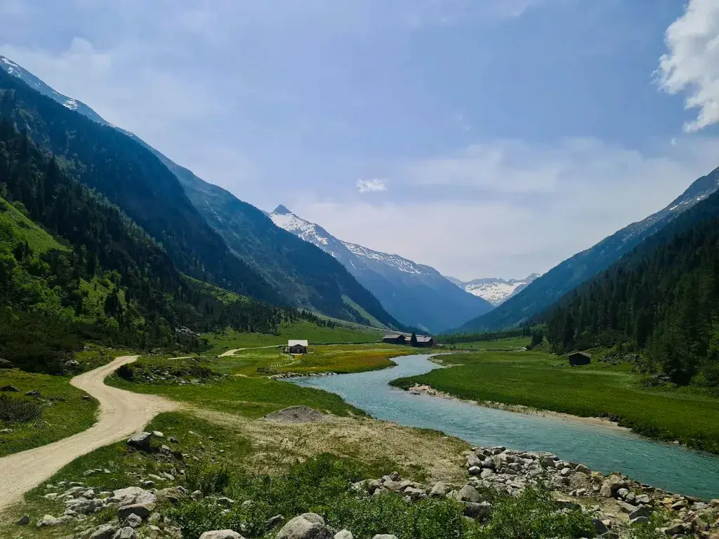 Shane Dunne_Veiten Alm_Krimml_review