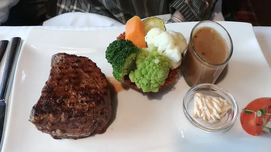 Meshal Alkharboush_ZUR POST | Gasthof - Restaurant_Maishofen_review